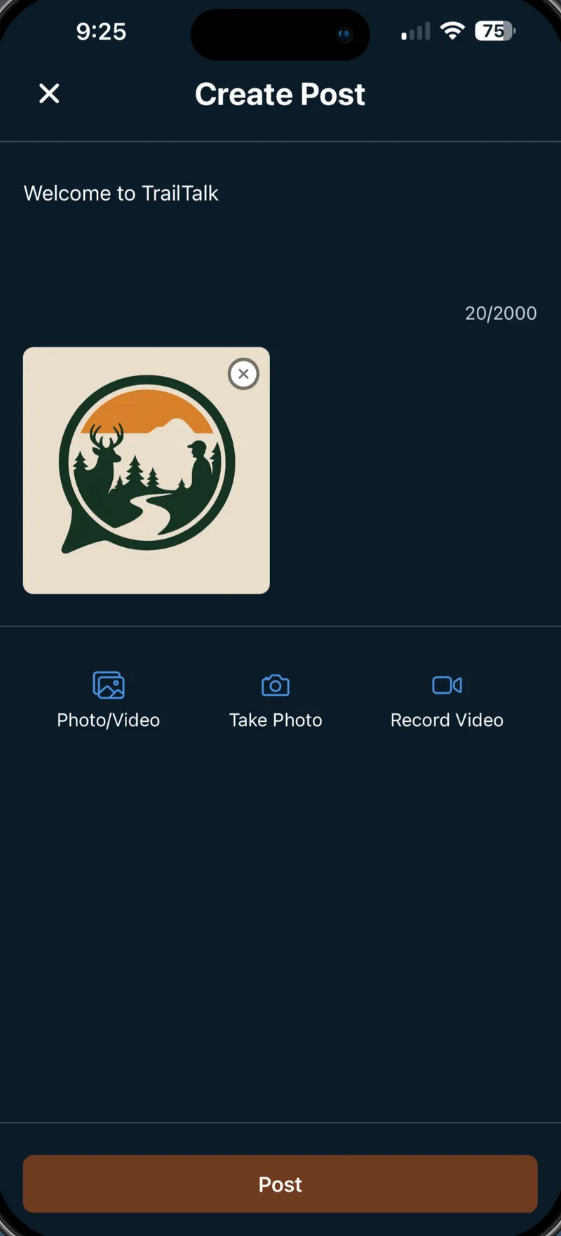 Create Post screen with a selected photo, a 2000-character counter, and buttons for photo, take photo, and record video.